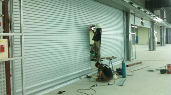 Sửa chữa cửa cuốn tại Phú Xuyên giá rẻ